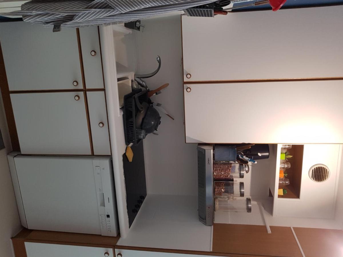 Appartement + JARDIN au calme avec BBQ + CELLIER + GARAGE à Sète Extérieur photo